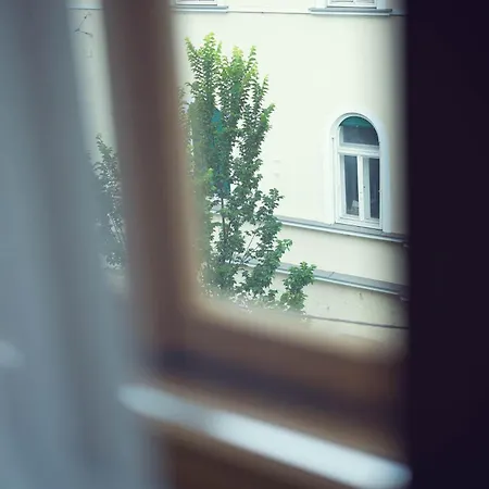 Leonart Living 34 公寓